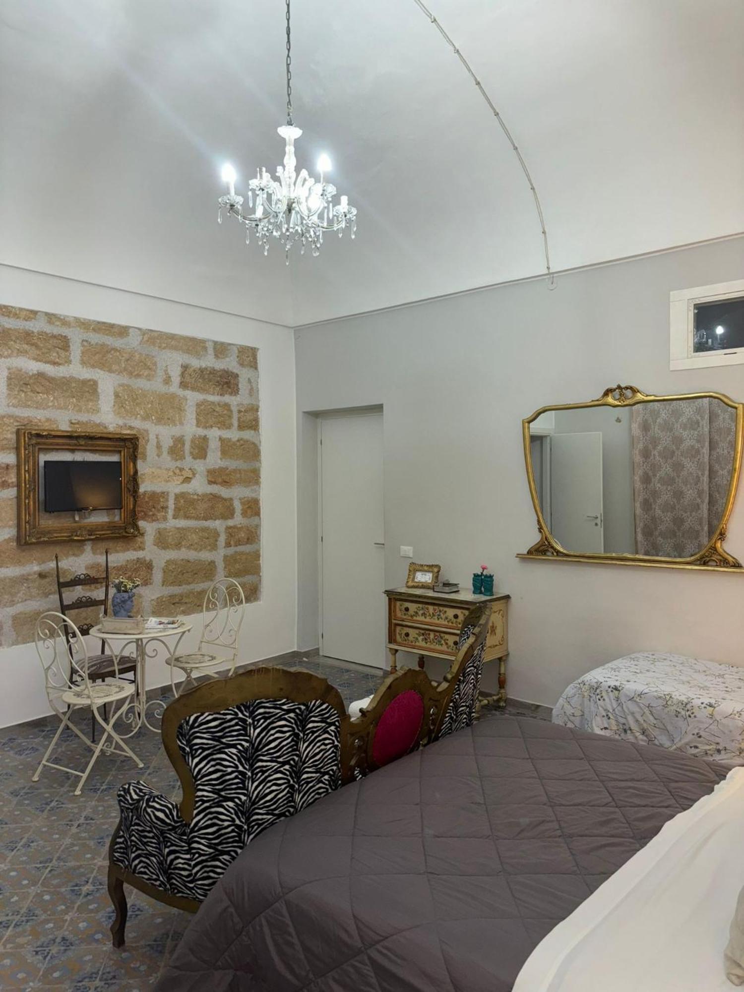 Le Alcove Apartment *
